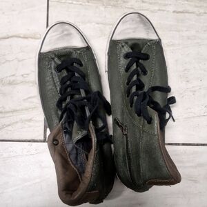 Green High-Top Sneakers with Black Laces Jhon Varvatos ... Beautiful Green Color
